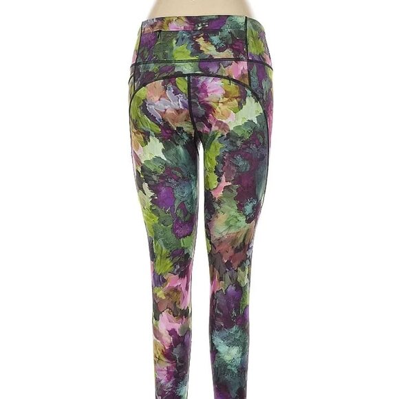 Excellent Condition! Sweaty Betty watercolor yoga pants, size 6 - Picture 3 of 6